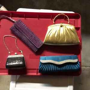 Lot of 4 small clutches.